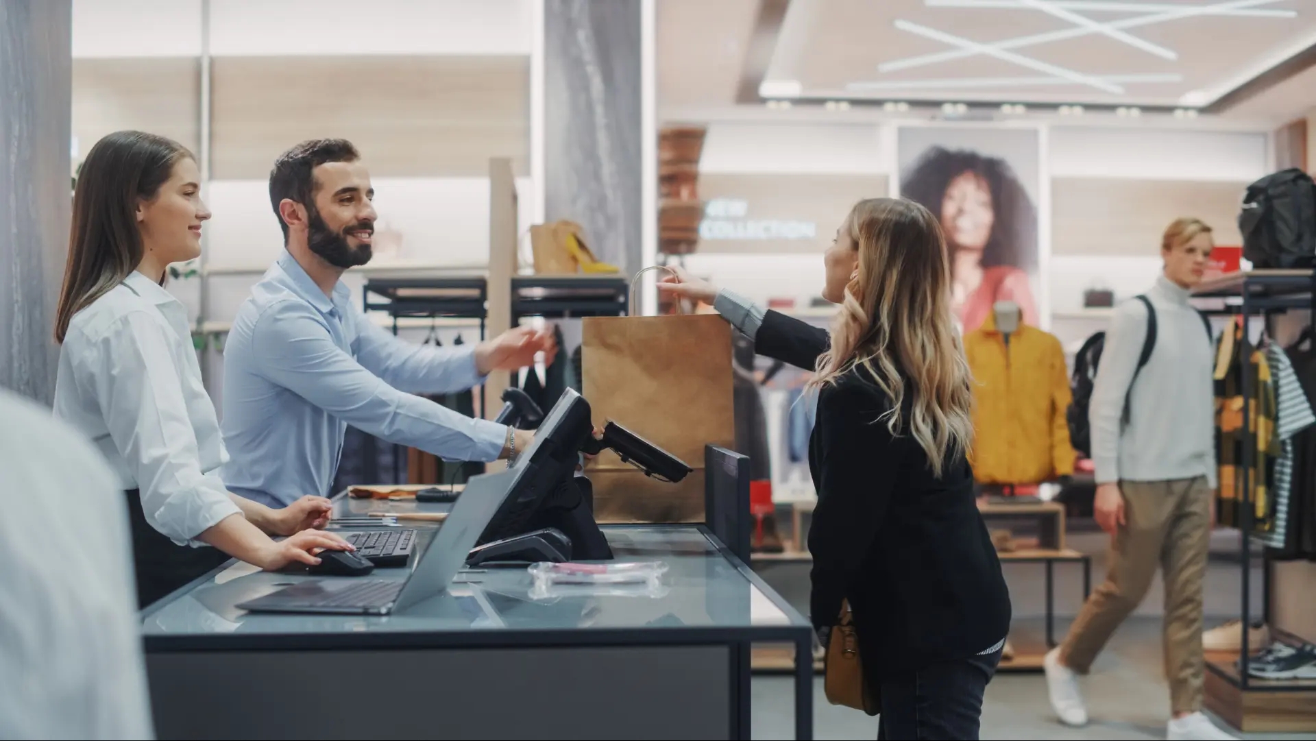 Hero_retail.png