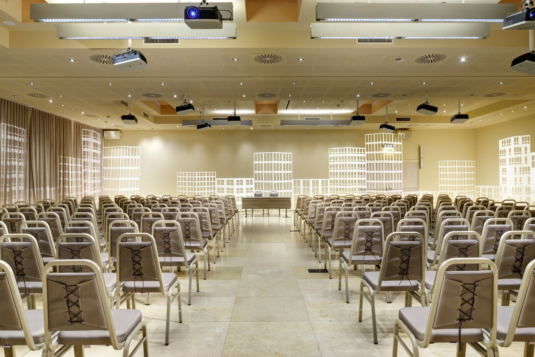 Venere 1+2 Platea II.jpg